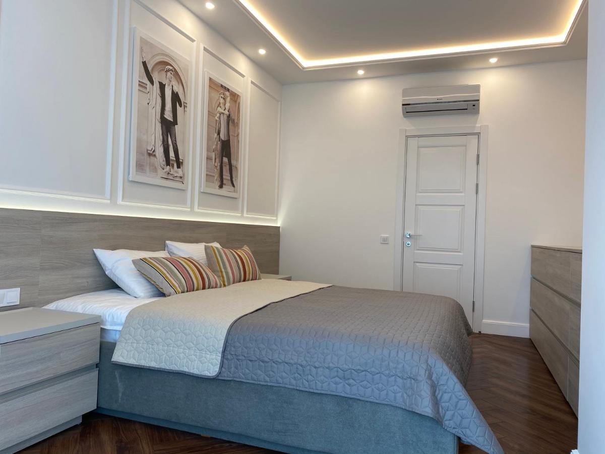 Modern Classic 2 Bedroom Apartment Near Most City Ντνιπροπετρόφσκ Εξωτερικό φωτογραφία