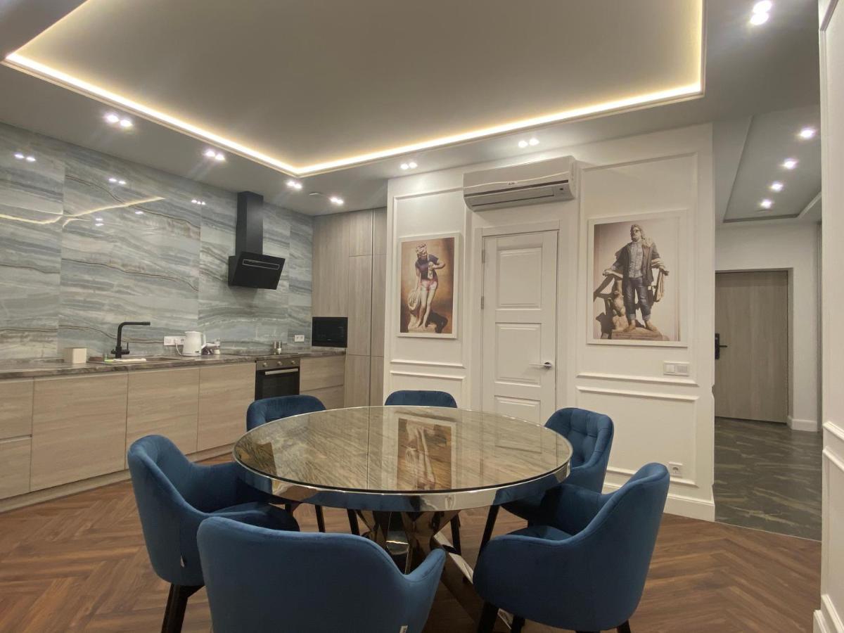 Modern Classic 2 Bedroom Apartment Near Most City Ντνιπροπετρόφσκ Εξωτερικό φωτογραφία