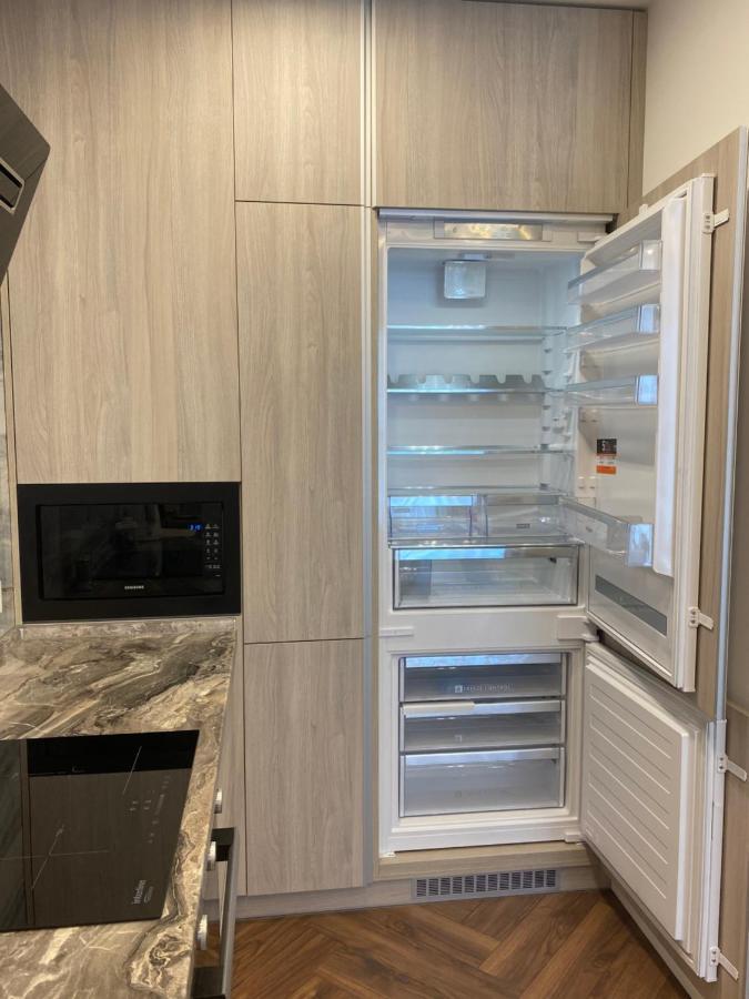 Modern Classic 2 Bedroom Apartment Near Most City Ντνιπροπετρόφσκ Εξωτερικό φωτογραφία